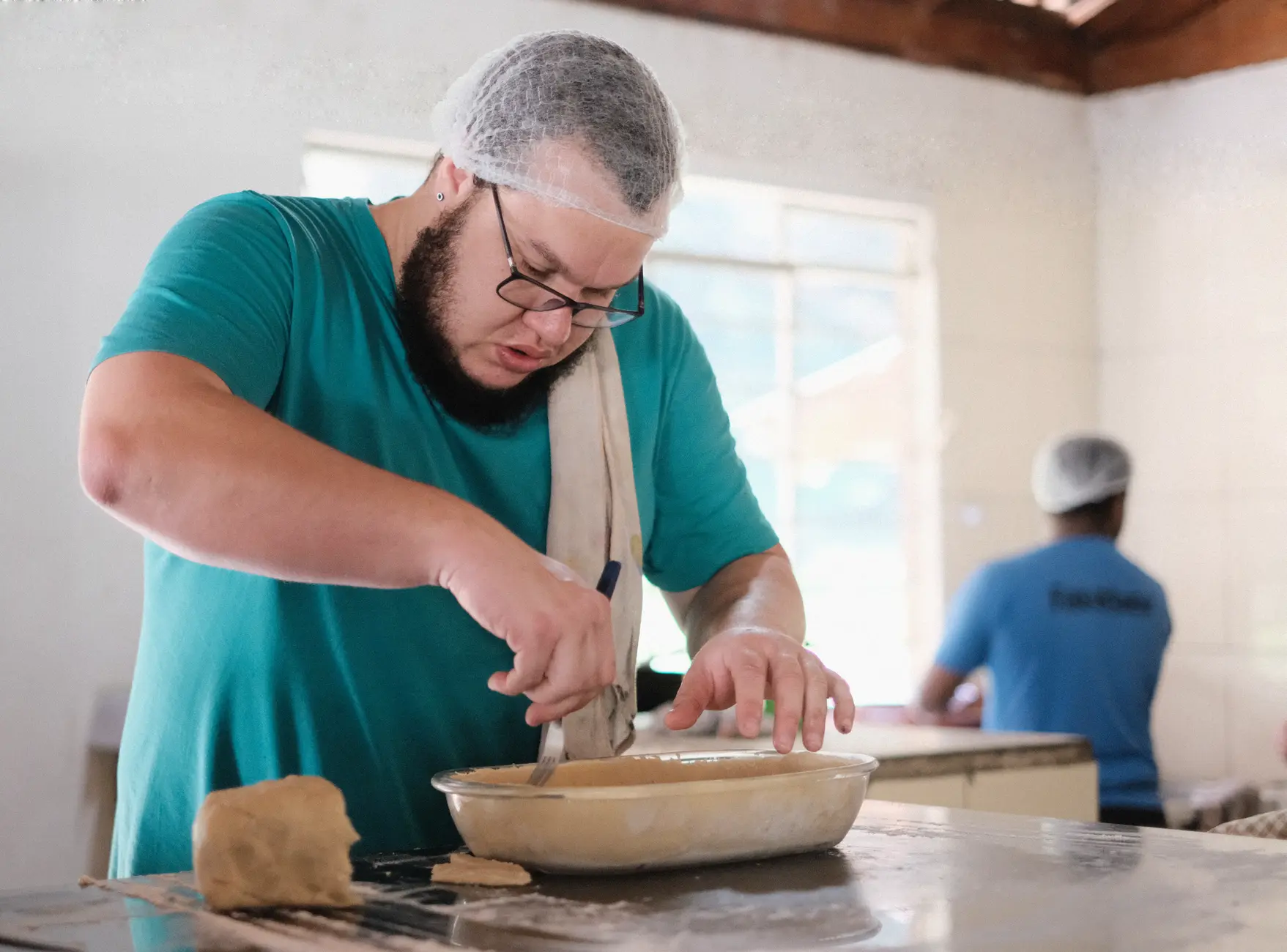 侗族银匠大师杨槐钢银饰作品核心工艺与民族银饰定制合作方式说明